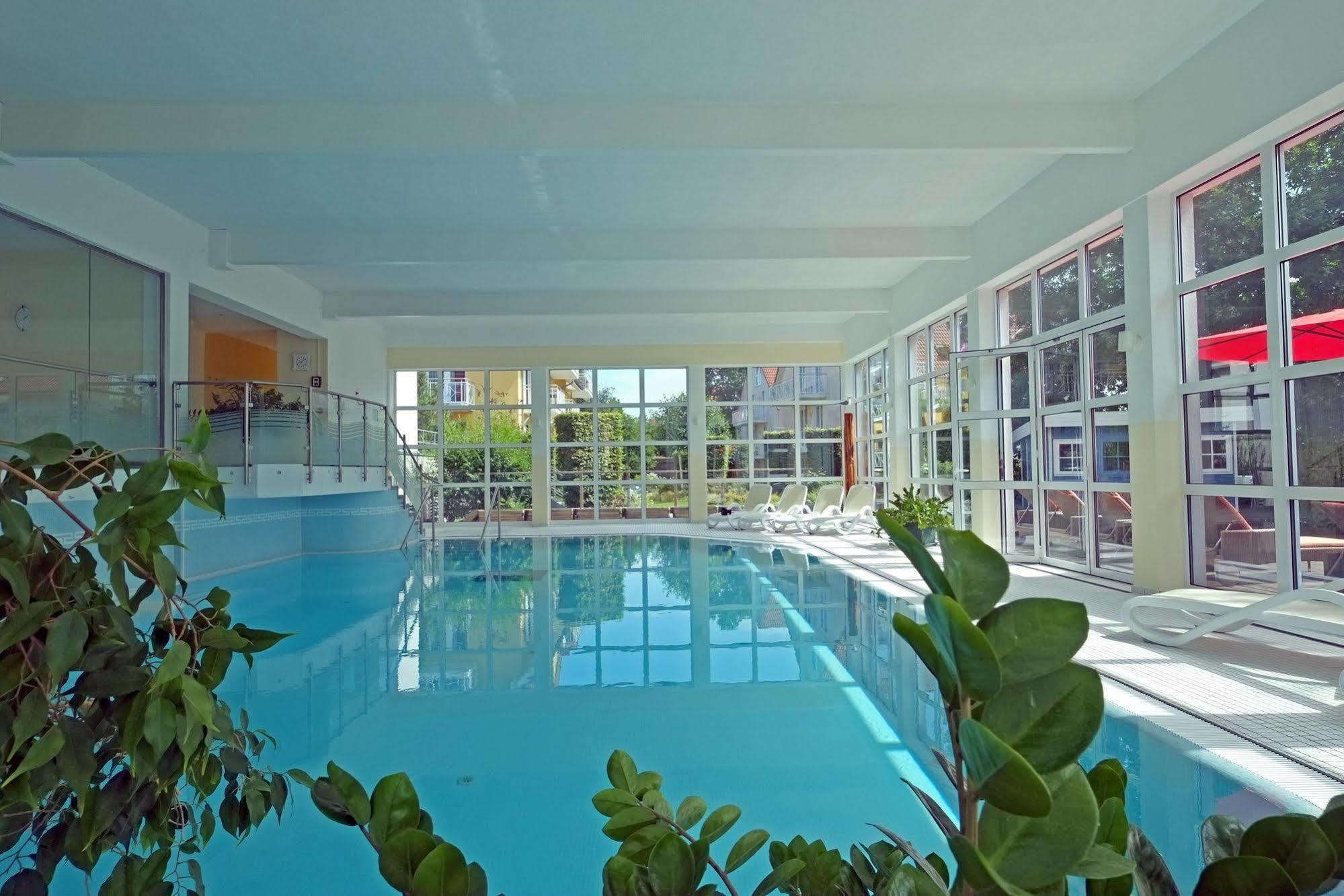 Hotel Meerlust Zingst Extérieur photo