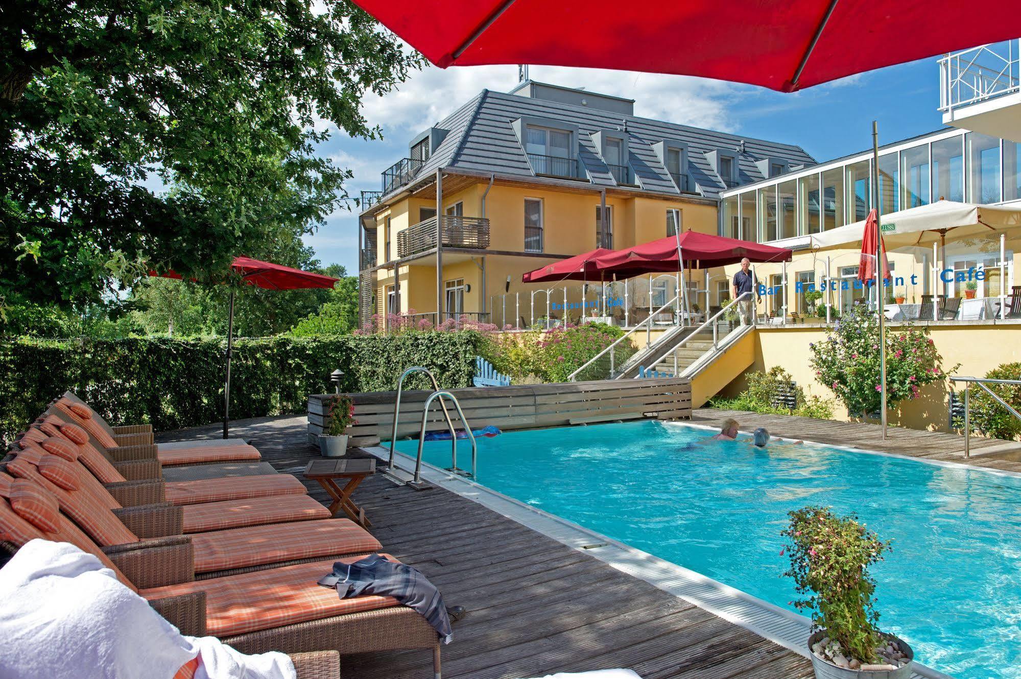 Hotel Meerlust Zingst Extérieur photo